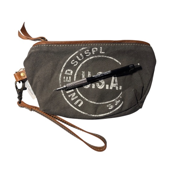 Canvas Zippered Wristlet - Picture 3 of 3